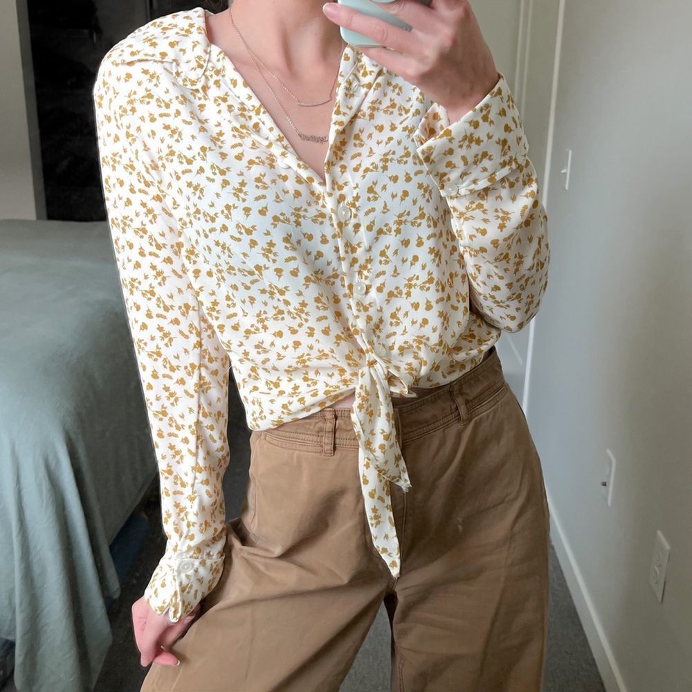 Ditsy Print Tie Front Blouse, Size S